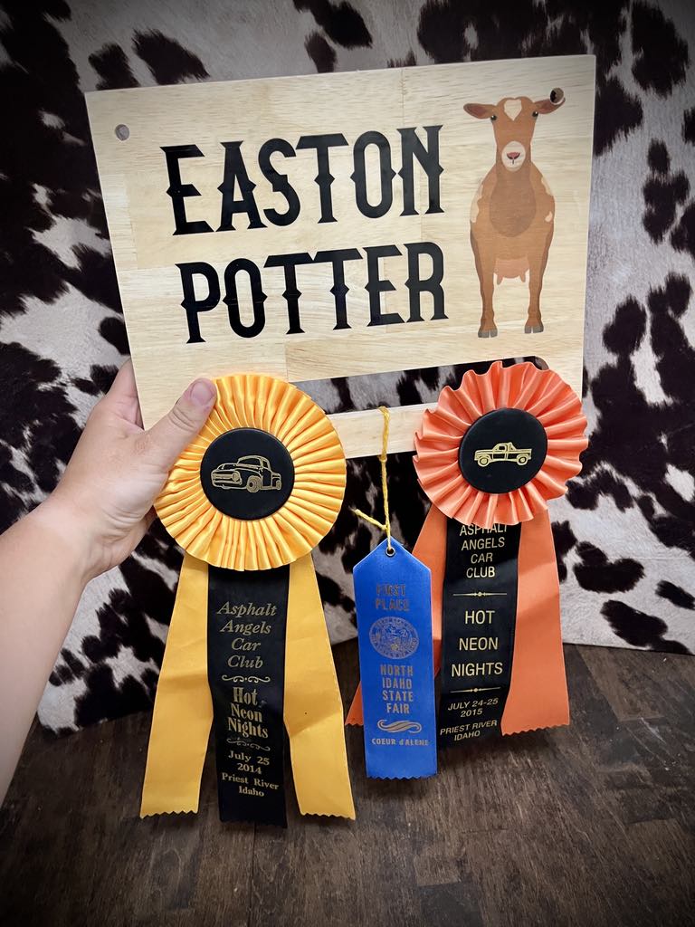 Livestock ribbon holder - stall sign - fair - award plaque