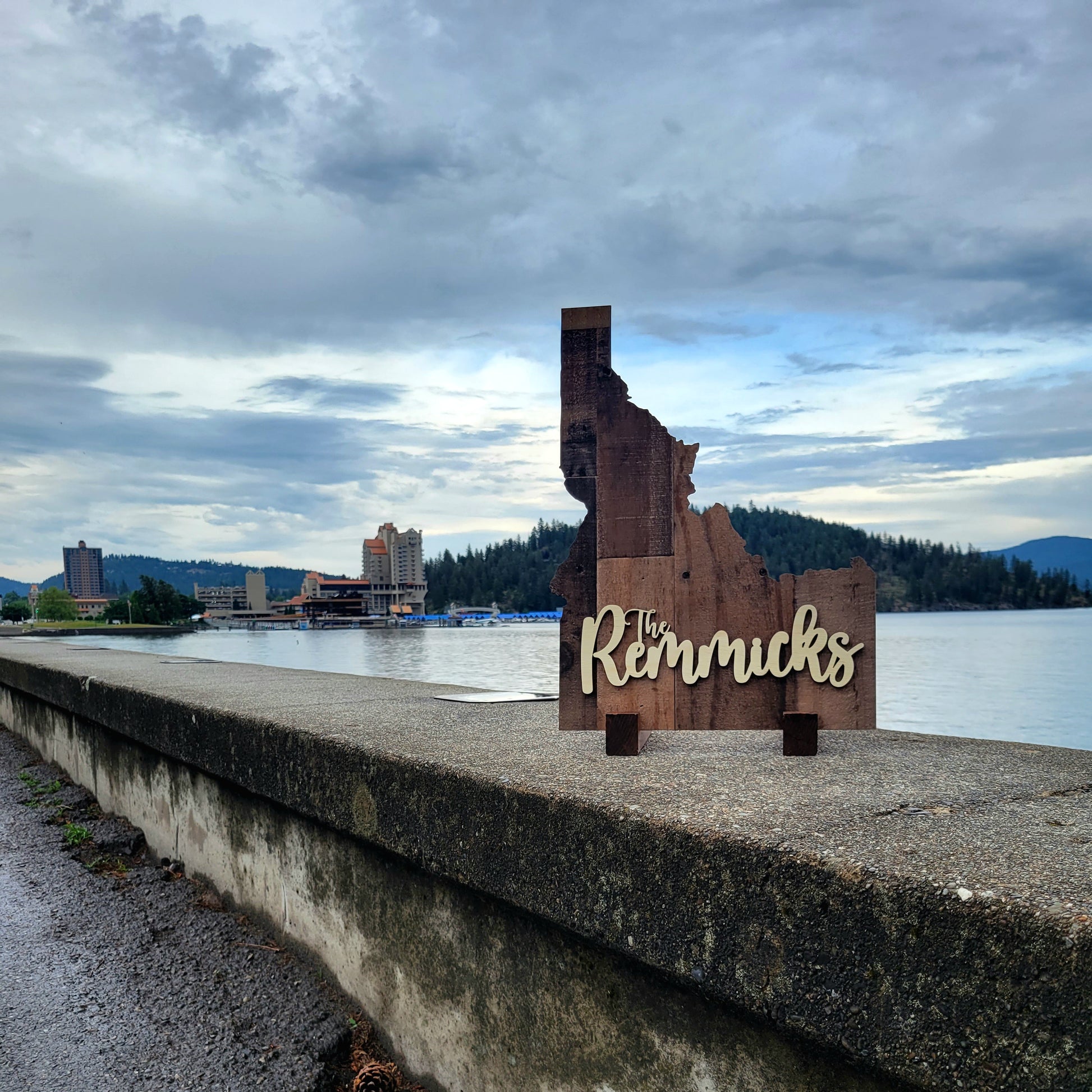 State Sign with Customized Name